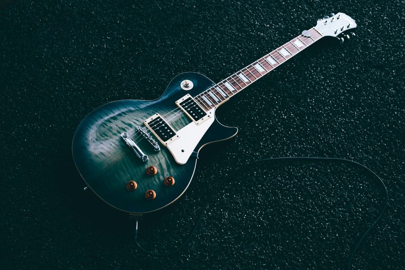 Picture of a Gibson electric guitar