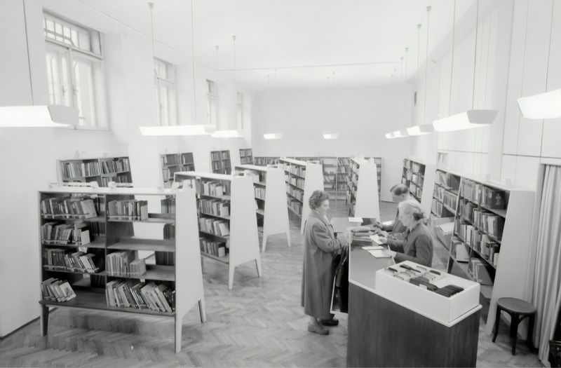 An archival photo of a library.