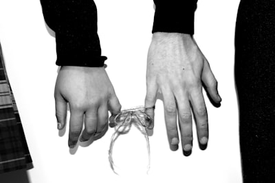 Image for Byte titled 'HELP! I have feelings for another person & it's interfering with my platonic relationship. What should I do?'