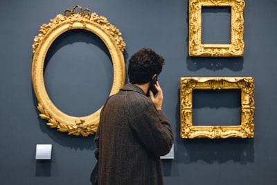 Image for Byte titled 'Need to make more persuasive arguments? Use the framing effect 🖼️'