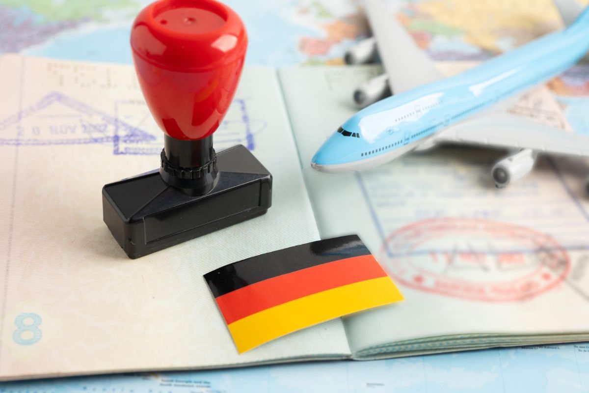 How to Learn German Online: A Complete Beginner's Roadmap