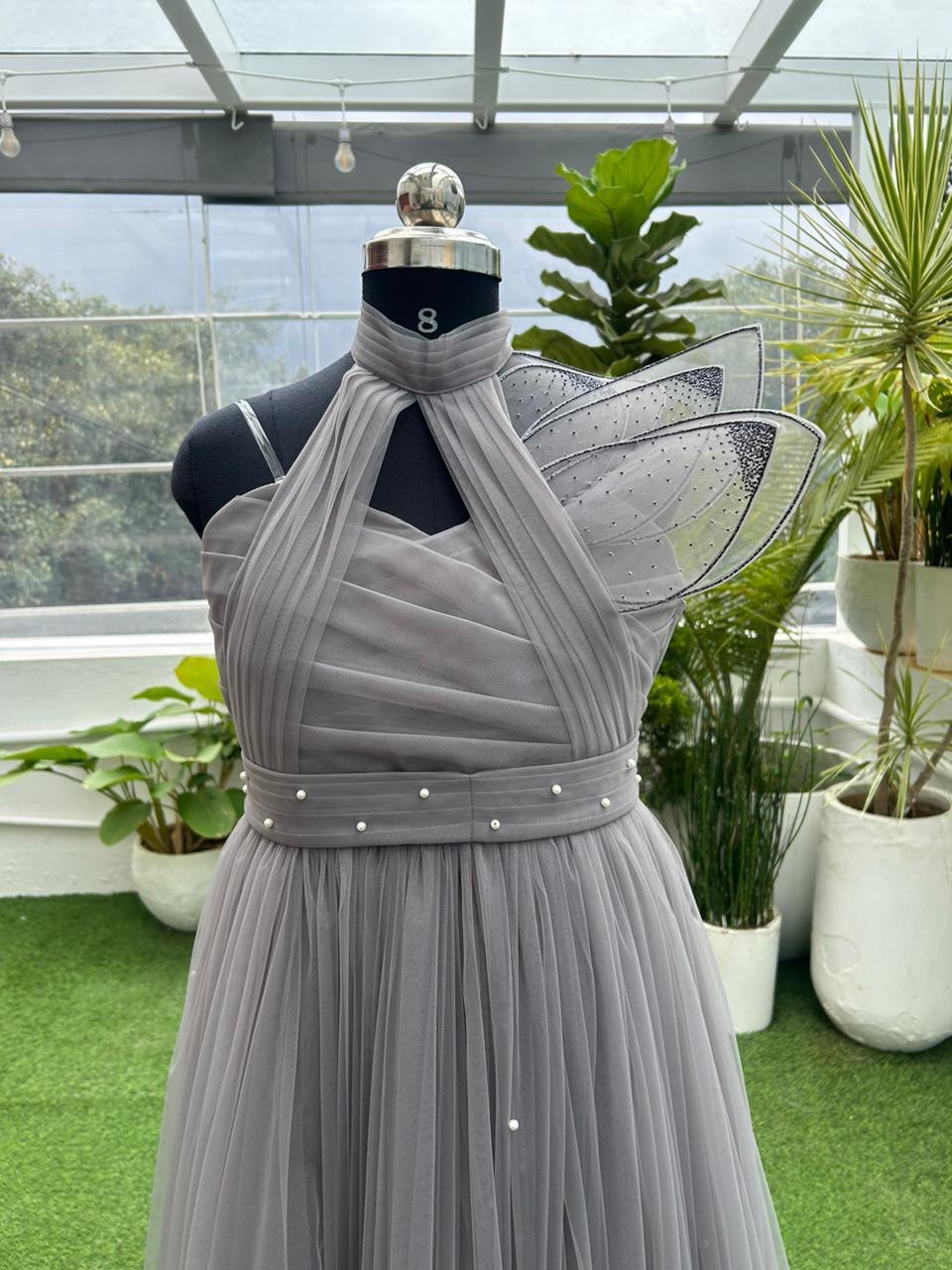 Grey pearl