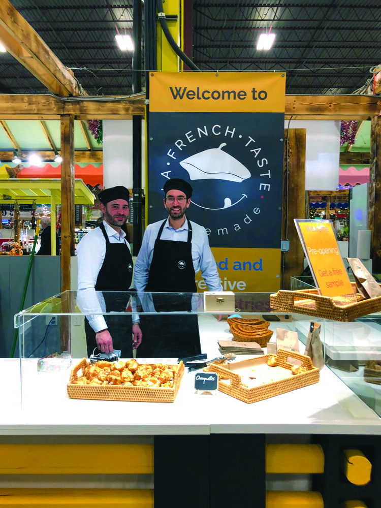 Anthony Cucchiara et son compagnon Julien Dallaine sont propriétaires de La French Taste, pâtisserie et boulangerie située à Edmonton. Crédit : Courtoisie
