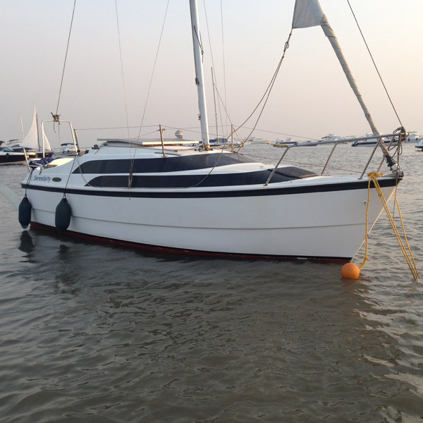Macgregor 26 Yacht – Sailing at Gateway of India, Mumbai