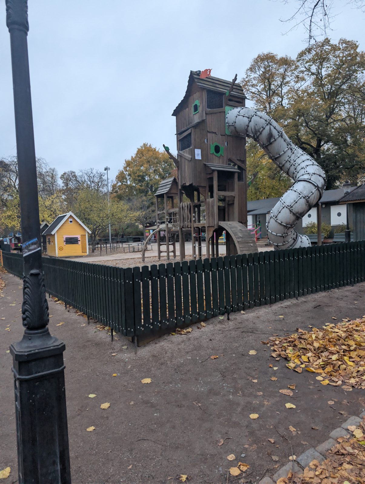 Humlegårdens parklek – bild 1 av 1