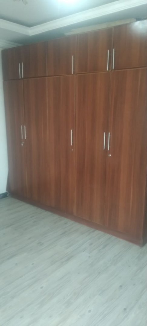 Condominium for rent | 40/60 thumbnail 5