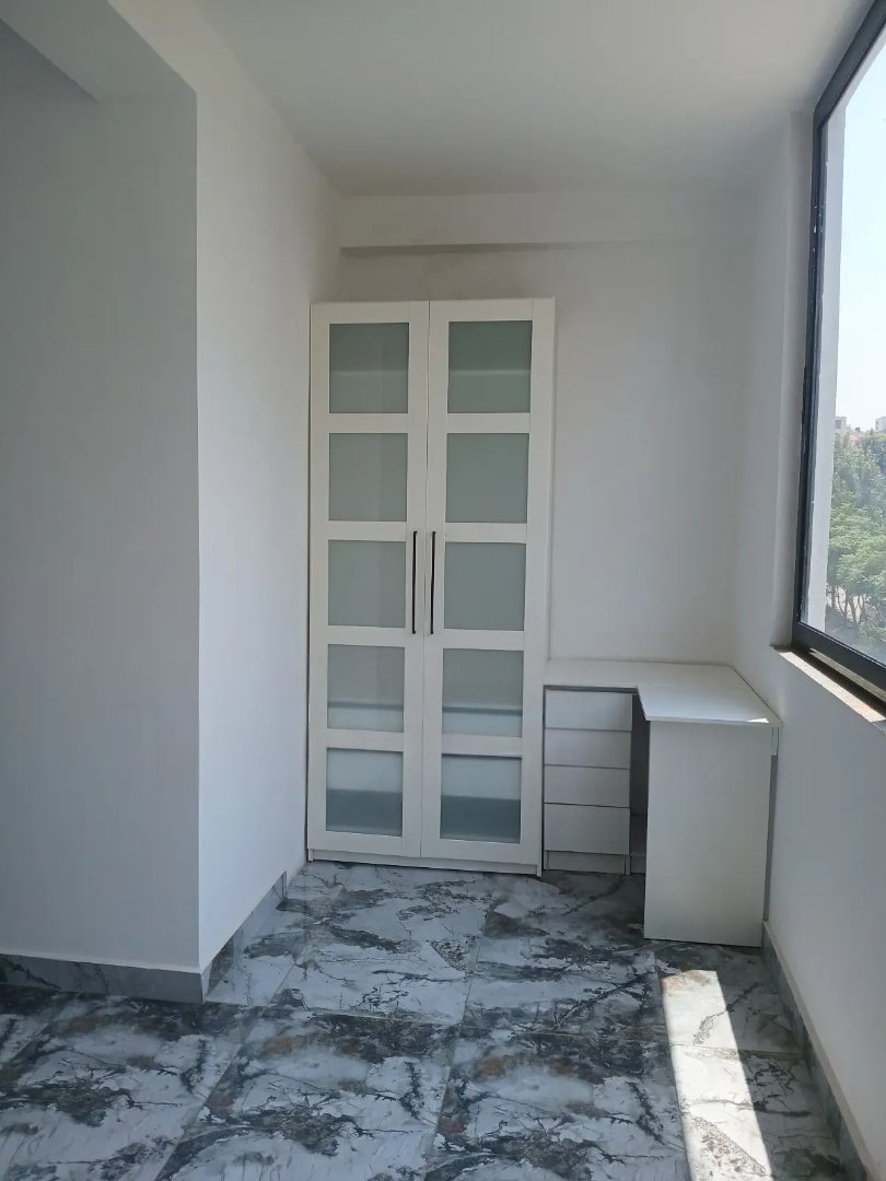 2 Bedroom Apartment in Semit thumbnail 3