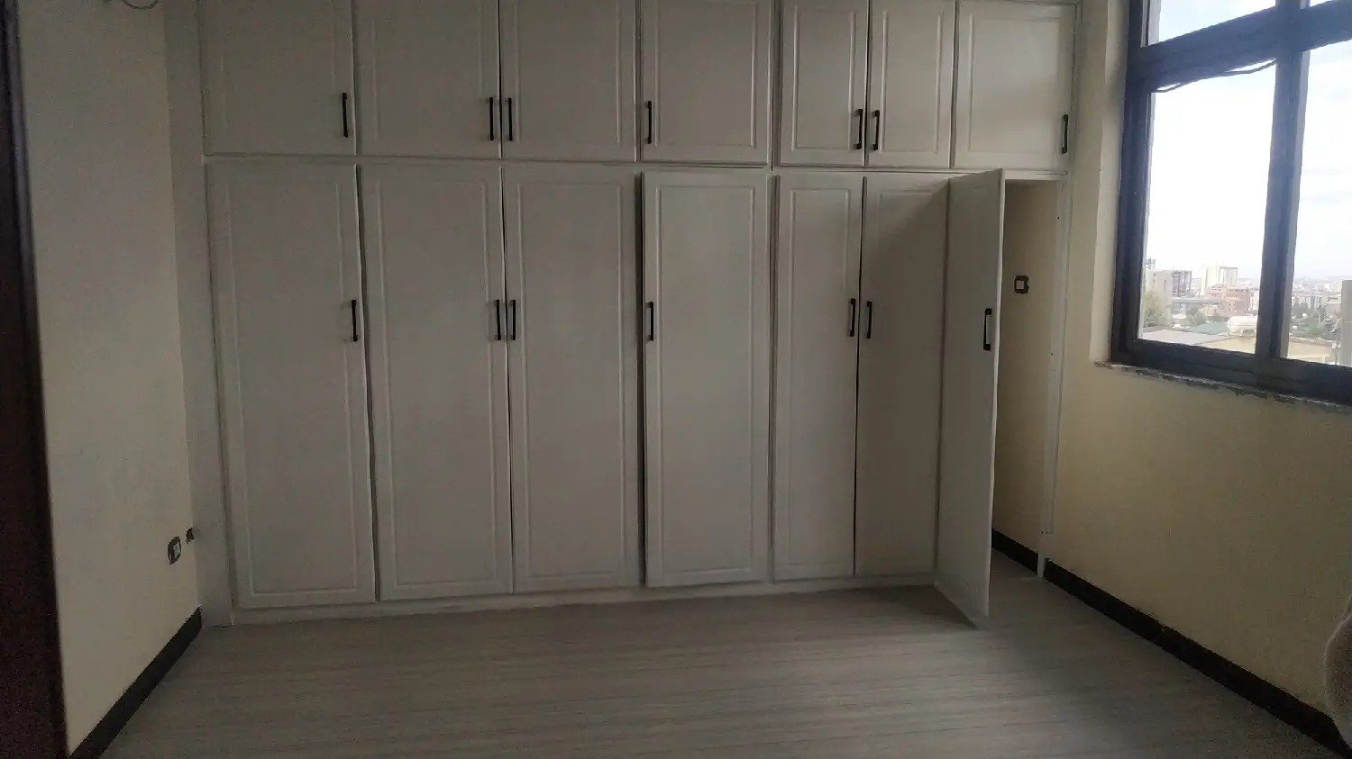 3 Bedroom Apartment In Addis, Wesen Area