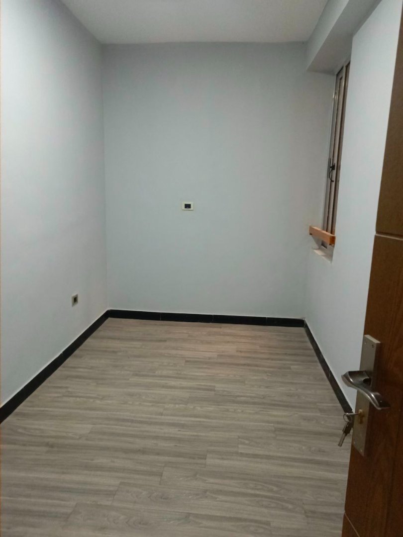 Beautiful 3 Bedroom Apartement for rent in Semit 72 thumbnail 6