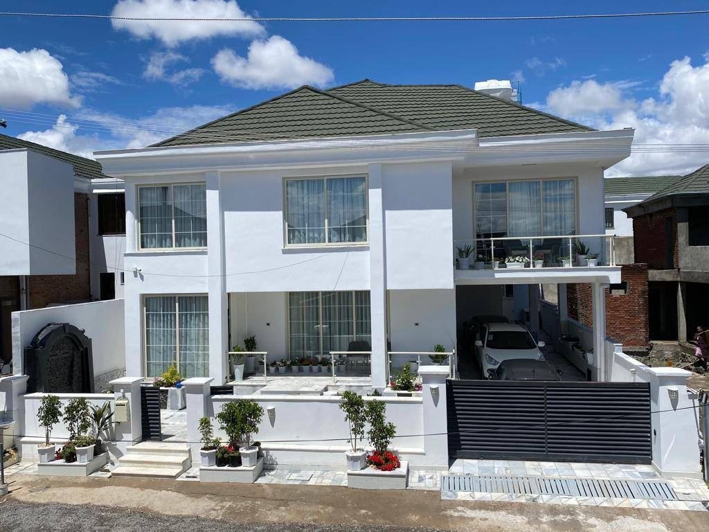 Modern G+2, 5 Bedroom Apartment For Rent in Ayat