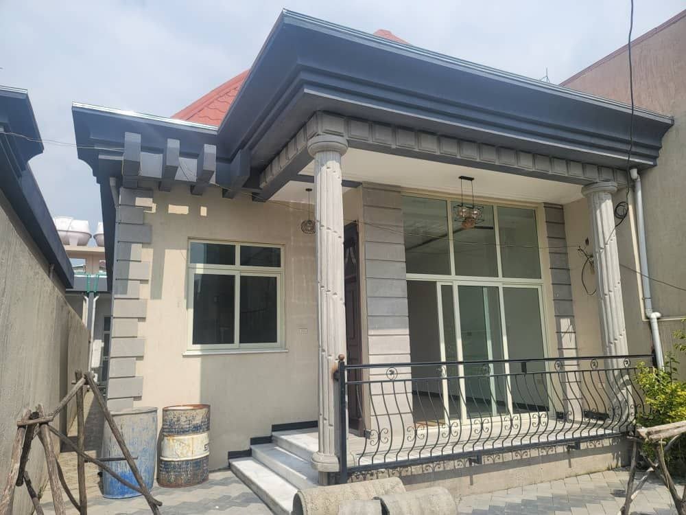 200 Sqm House for sale in Semmit