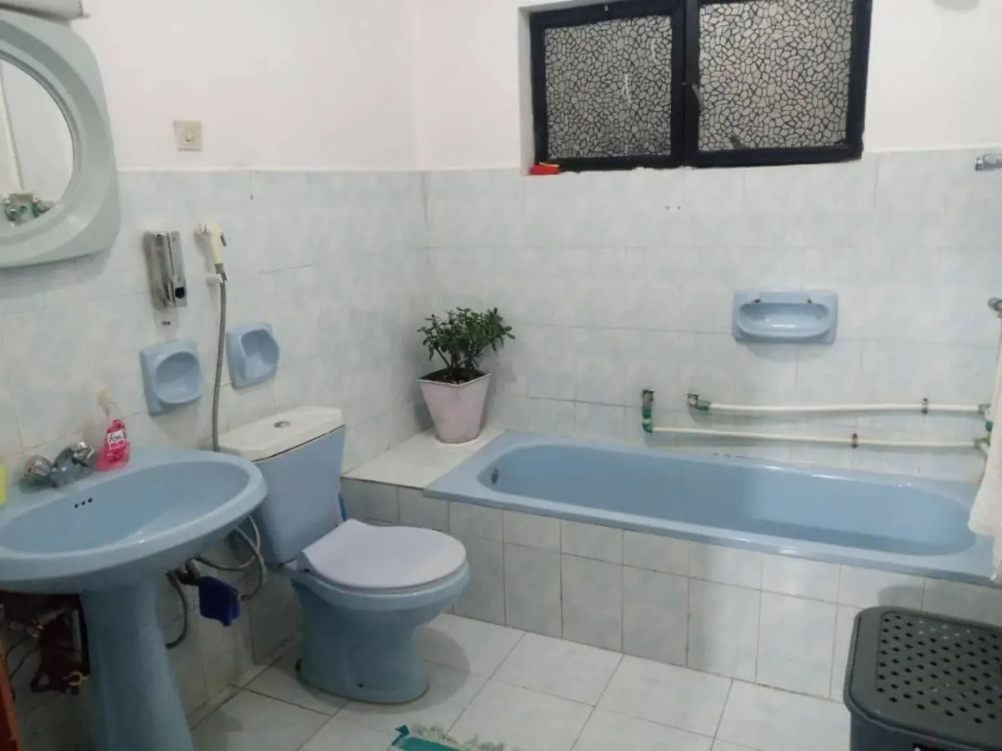 Furnished 1 Bedroom Apartment in Bole for Rent