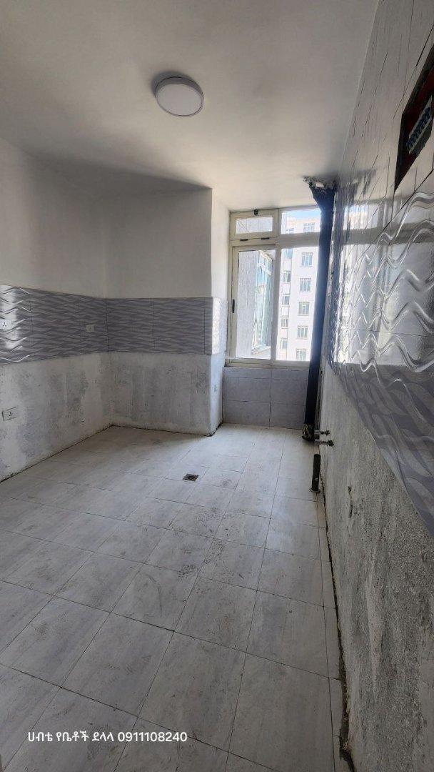 Condominium thumbnail 5