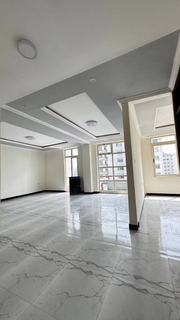 Condominium  thumbnail 5