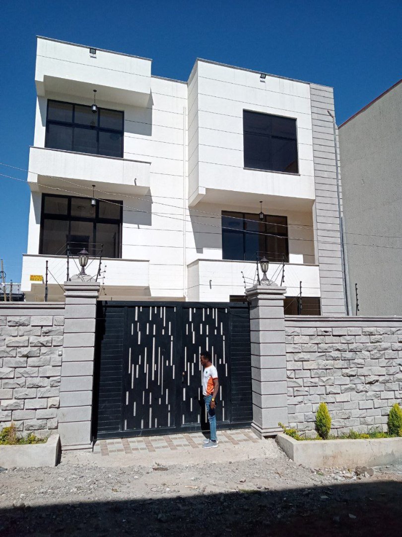 G+3 5 bedroom with terrace at bole bulbula