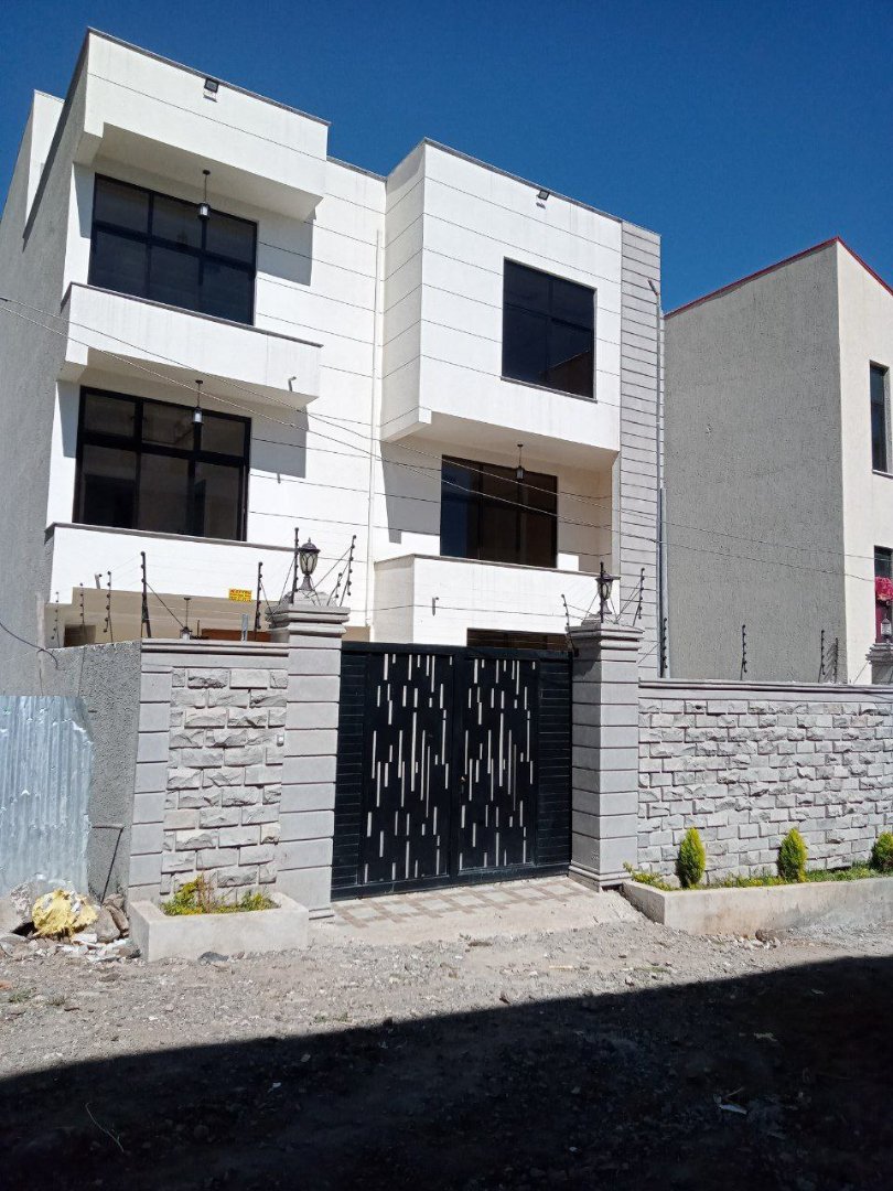 G+3 5 bedroom with terrace at bole  bulbula  thumbnail 2