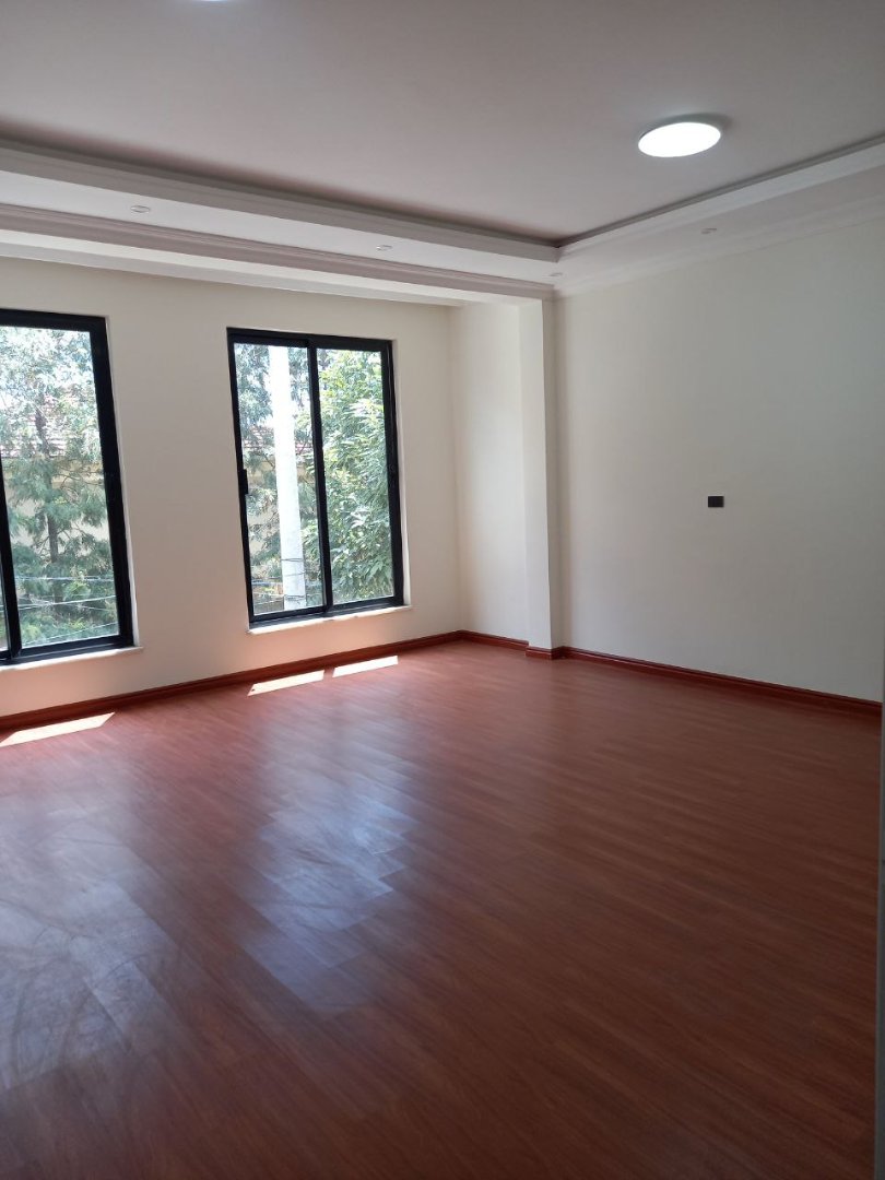 G+2 8 bedroom house at bole bulbula  thumbnail 7