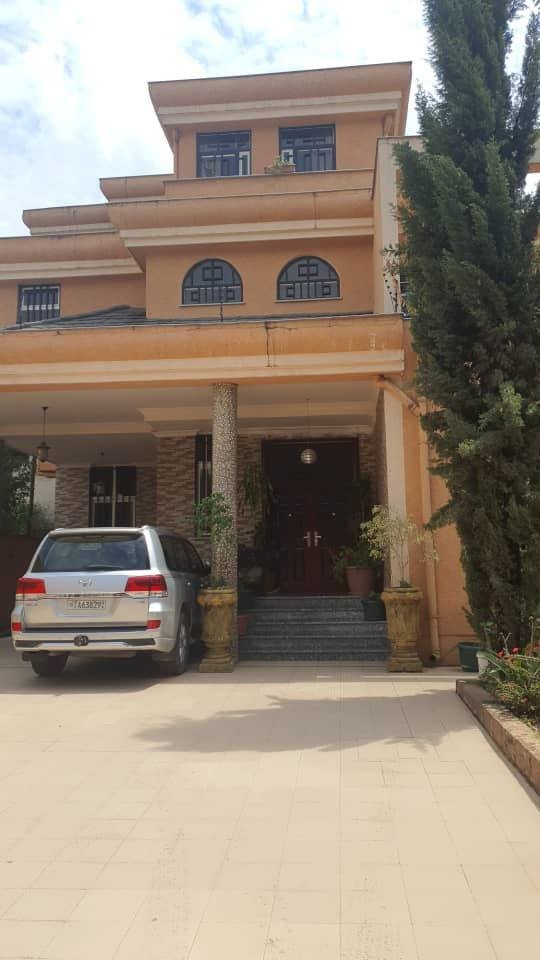 G+2 5 bedroom house at bole mikael