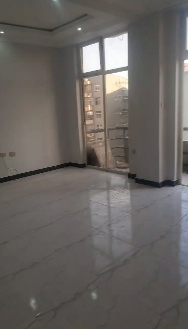 40/60 Condominium for rent | 7th Floor thumbnail 2