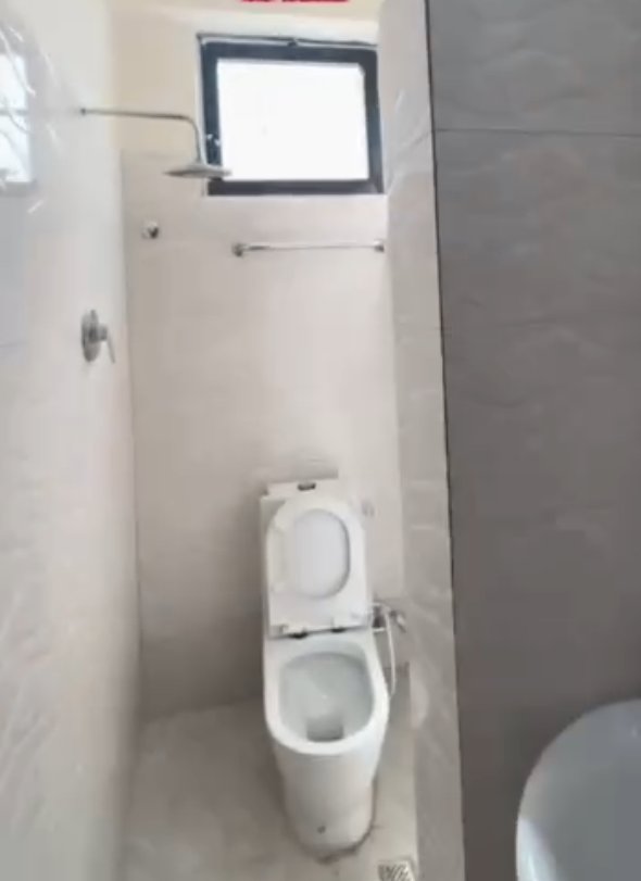 2 bedroom apartment thumbnail 4