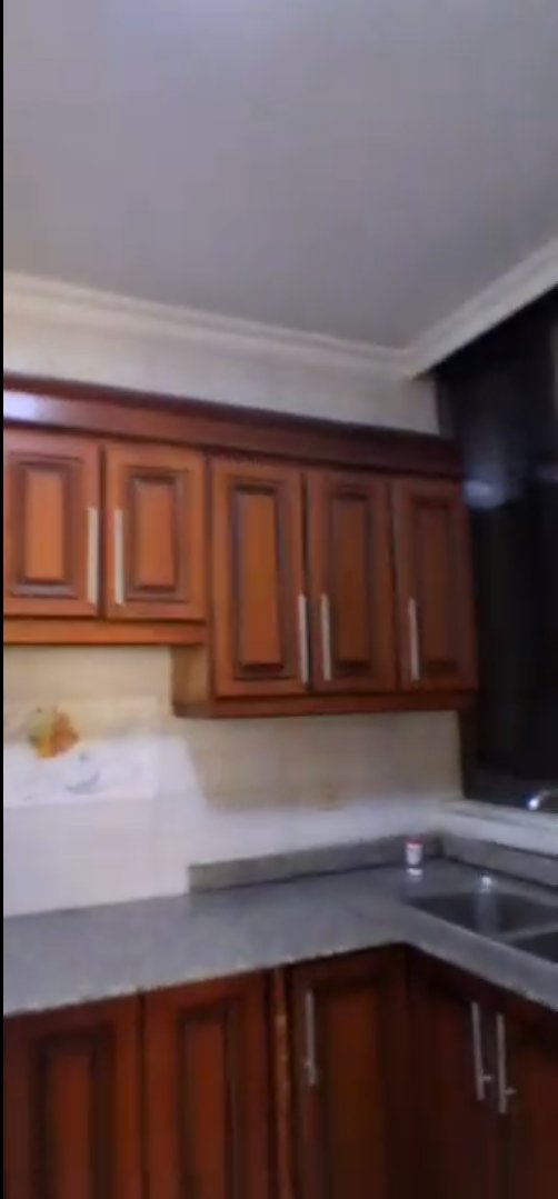 3 bedroom apartment thumbnail 3