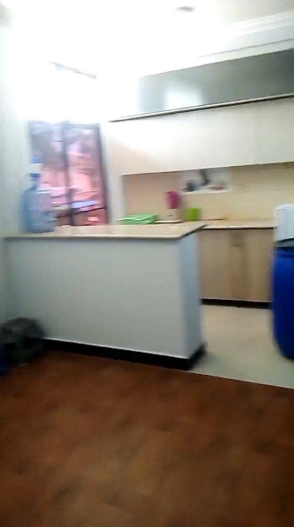 3 bedroom apartment thumbnail 3