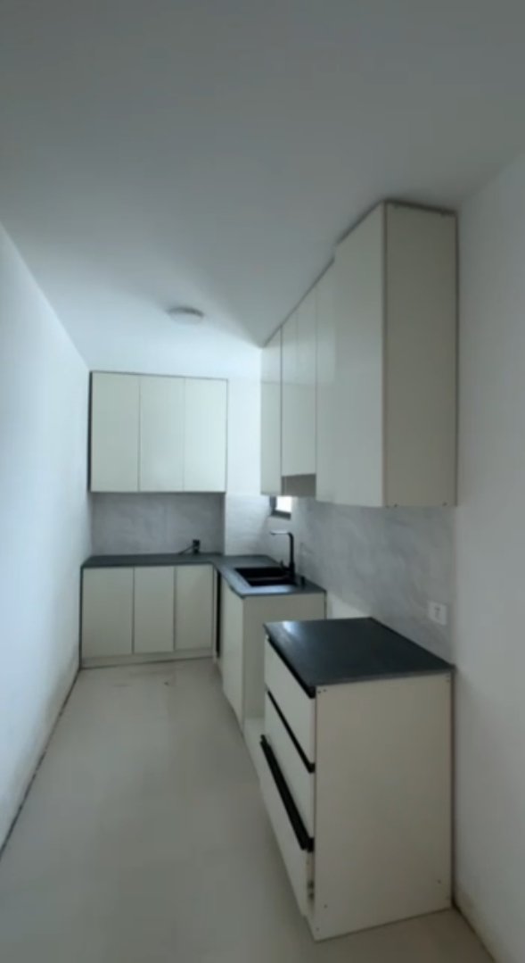 3 bedroom apartment thumbnail 4