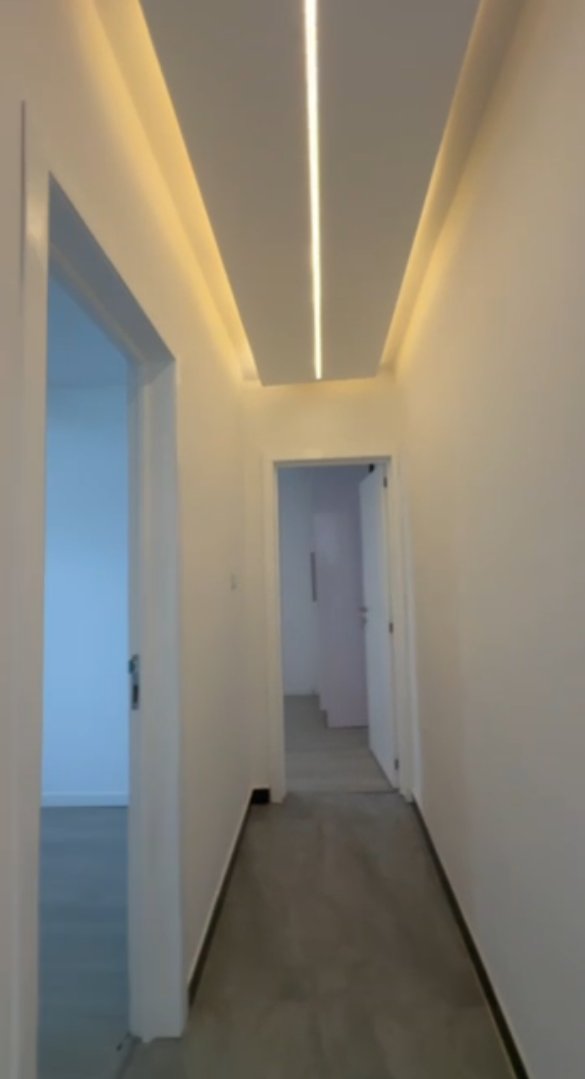 3 bedroom apartment thumbnail 6