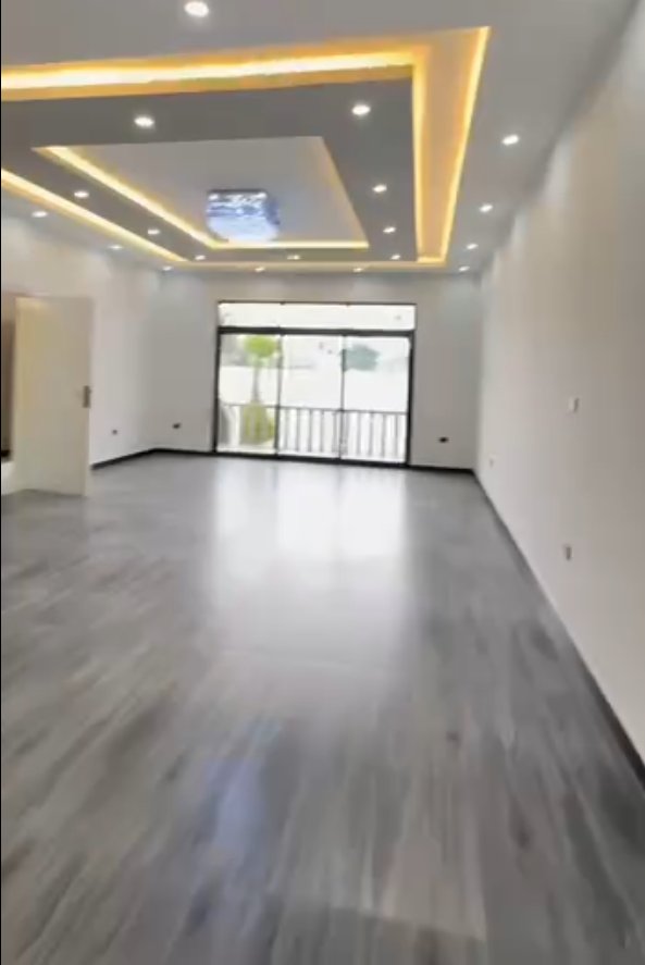 Full compound villa thumbnail 5