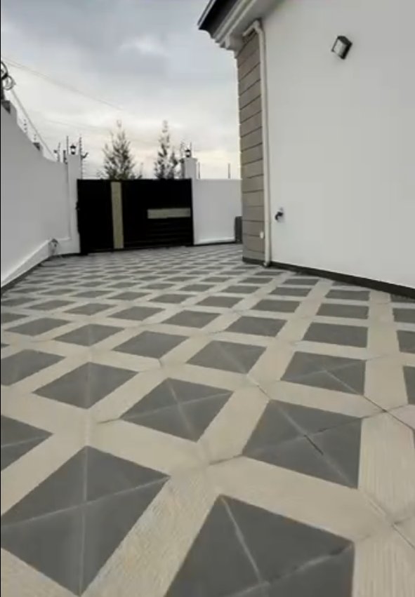 Full compound villa thumbnail 17