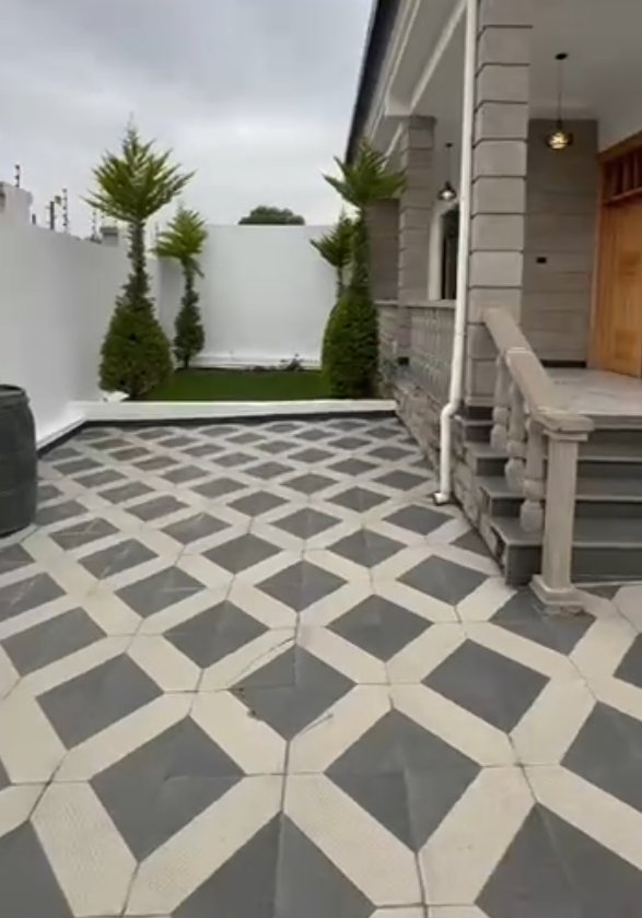 Full compound villa thumbnail 18