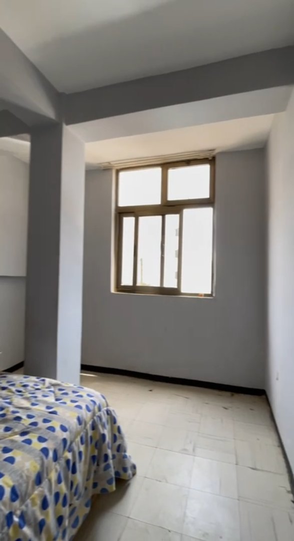 1 Room on the 1st floor in Hayahulet thumbnail 2