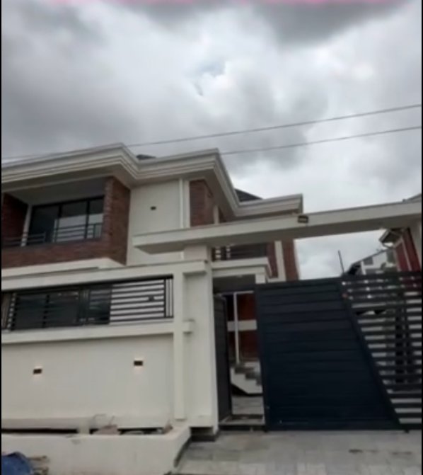 G+1 full compound villa