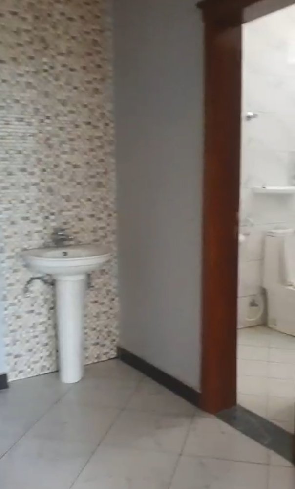 Full compound villa thumbnail 5