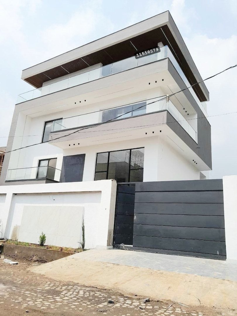 Luxury house for sale in Megenagna