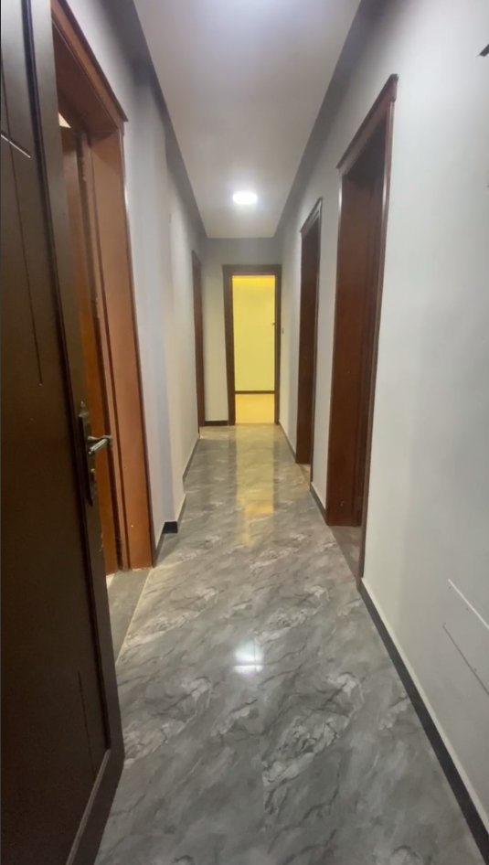 Spacious 5 bedroom apartment on the 2nd floor in Ayat 49 Area