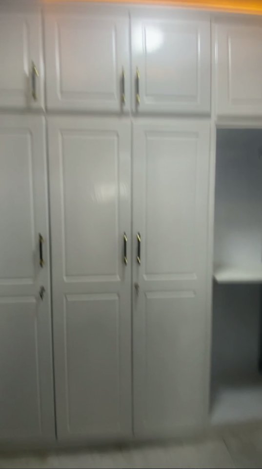 Spacious 5 bedroom apartment on the 2nd floor in Ayat 49 Area thumbnail 7