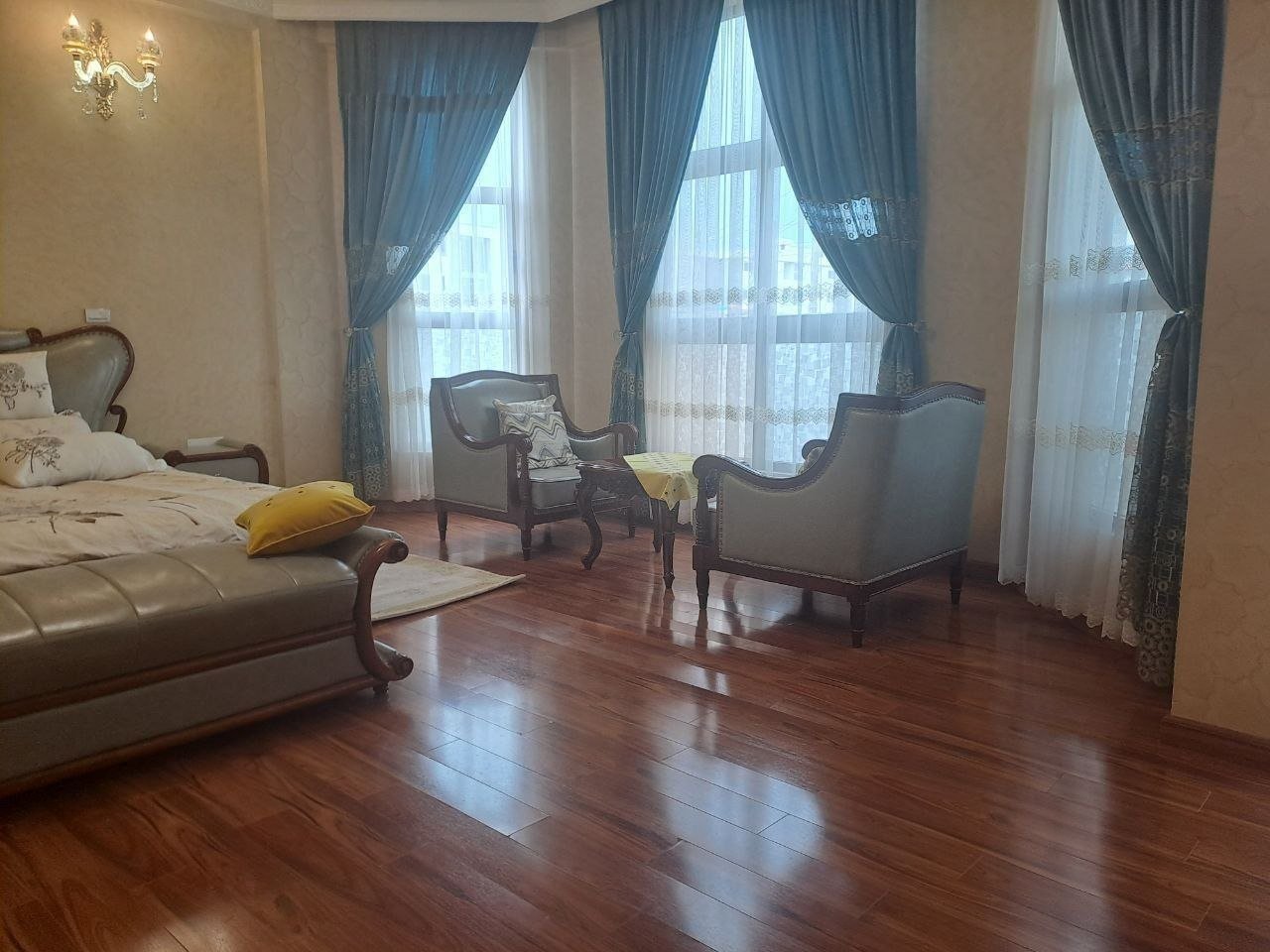 Beautiful modern G+2 house in Ayat Area, with additional G+1 service house. thumbnail 5