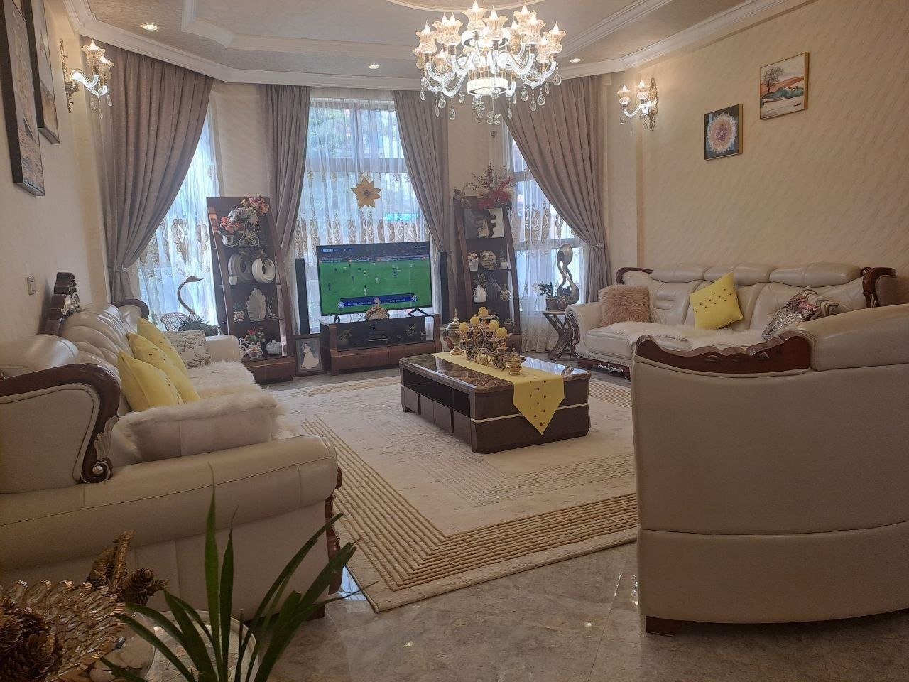 Beautiful modern G+2 house in Ayat Area, with additional G+1 service house. thumbnail 7