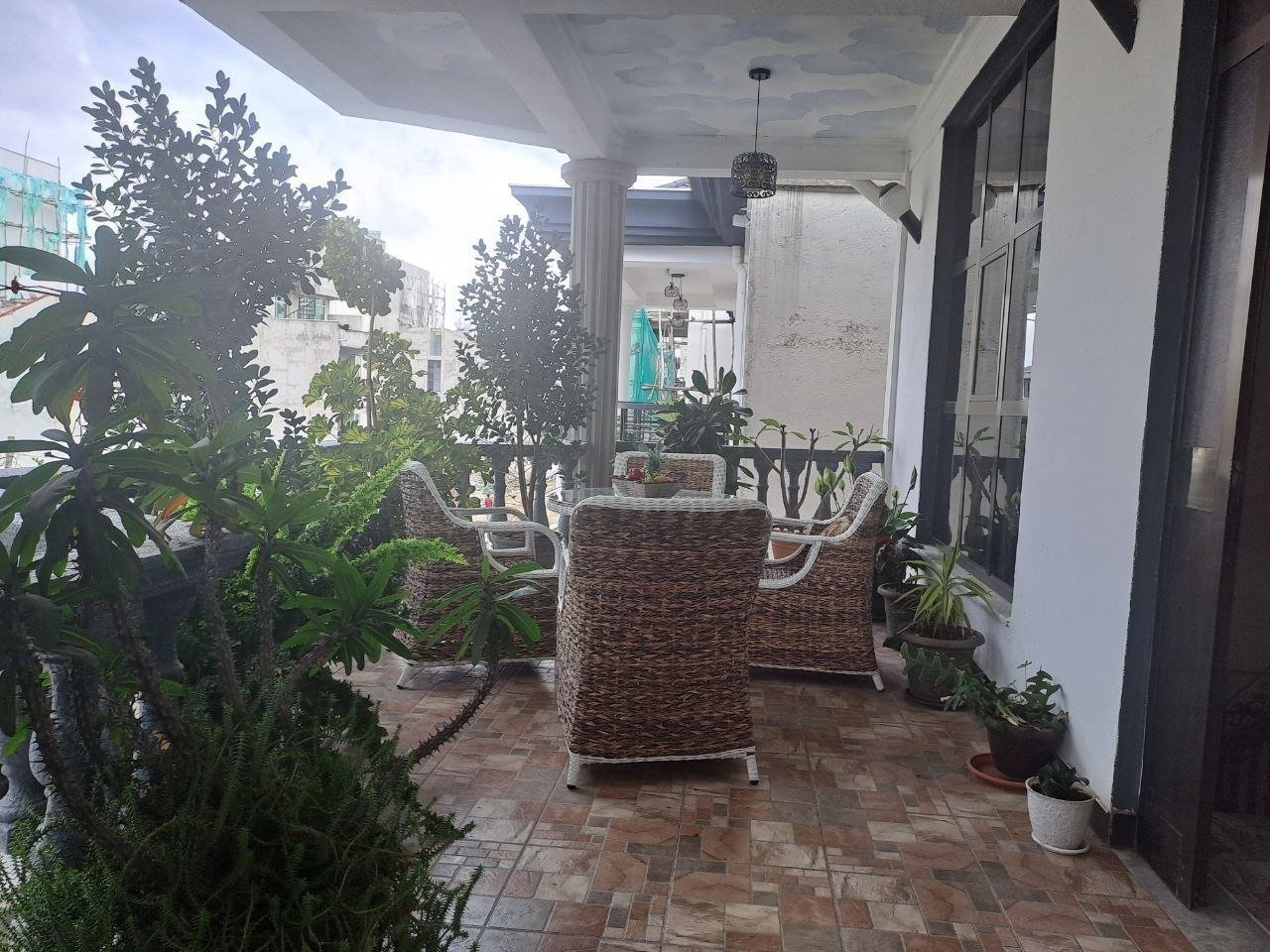 Beautiful modern G+2 house in Ayat Area, with additional G+1 service house. thumbnail 8