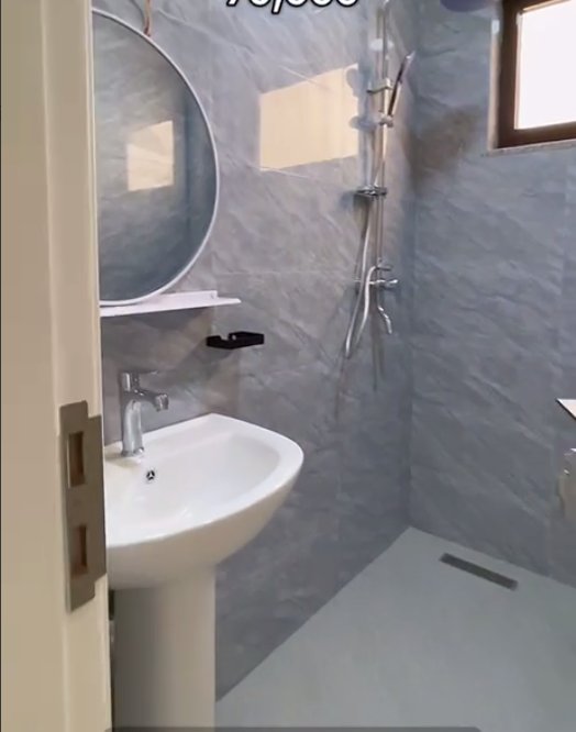 Apartment for rent on the ground floor in Ayat Arba Zetegn Site 1, behind Awash Bank. thumbnail 6