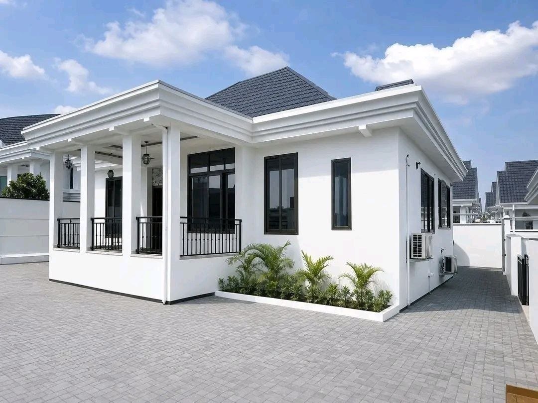 Urgent sale — very modern villa house near Yerer Alemayehu Building Area. thumbnail 2
