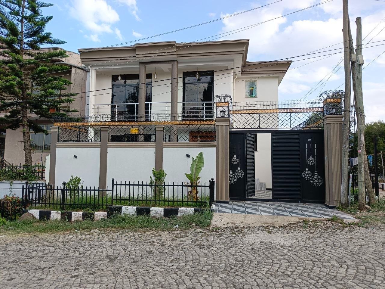 Modern G+1 residential house for sale in Figa Area, located in a good residential neighborhood.