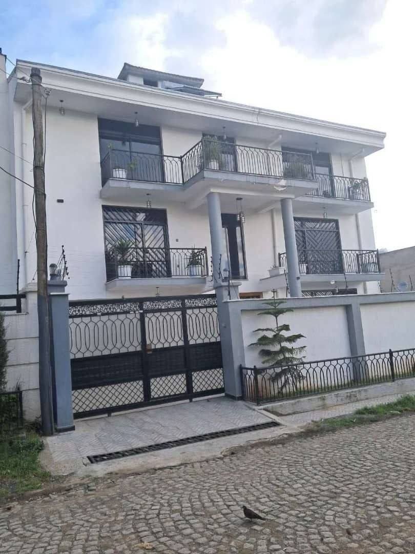House for Sale Ayat Zone