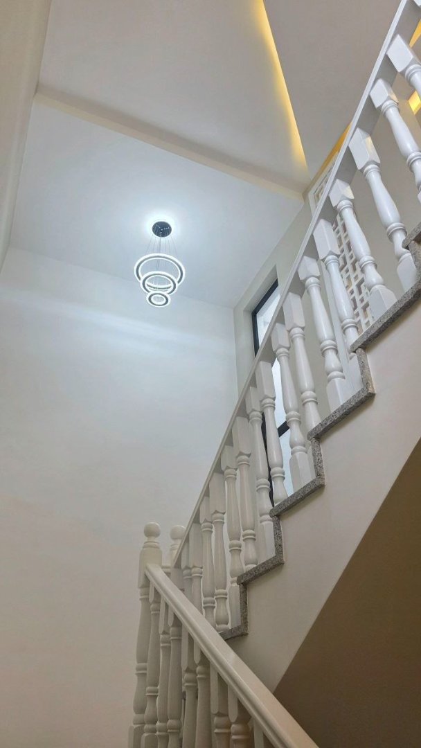 Luxury G+2 House for Sale in 22 thumbnail 2