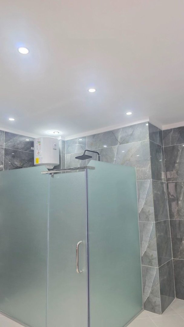 Luxury G+2 House for Sale in 22 thumbnail 4