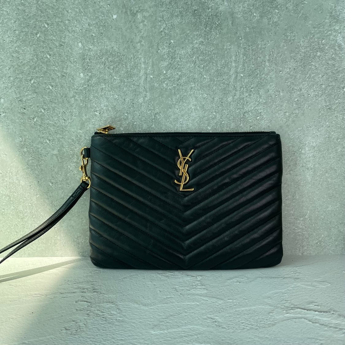 생로랑 생로랑 YSL 마틀라쎄 클러치 블랙 금장 S급