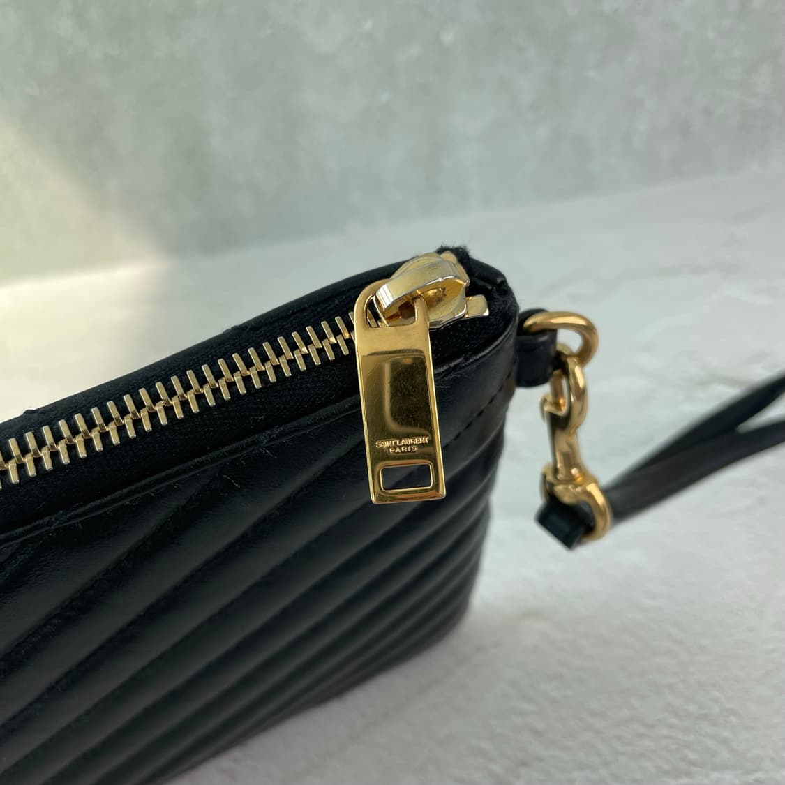 생로랑 생로랑 YSL 마틀라쎄 클러치 블랙 금장 S급 4