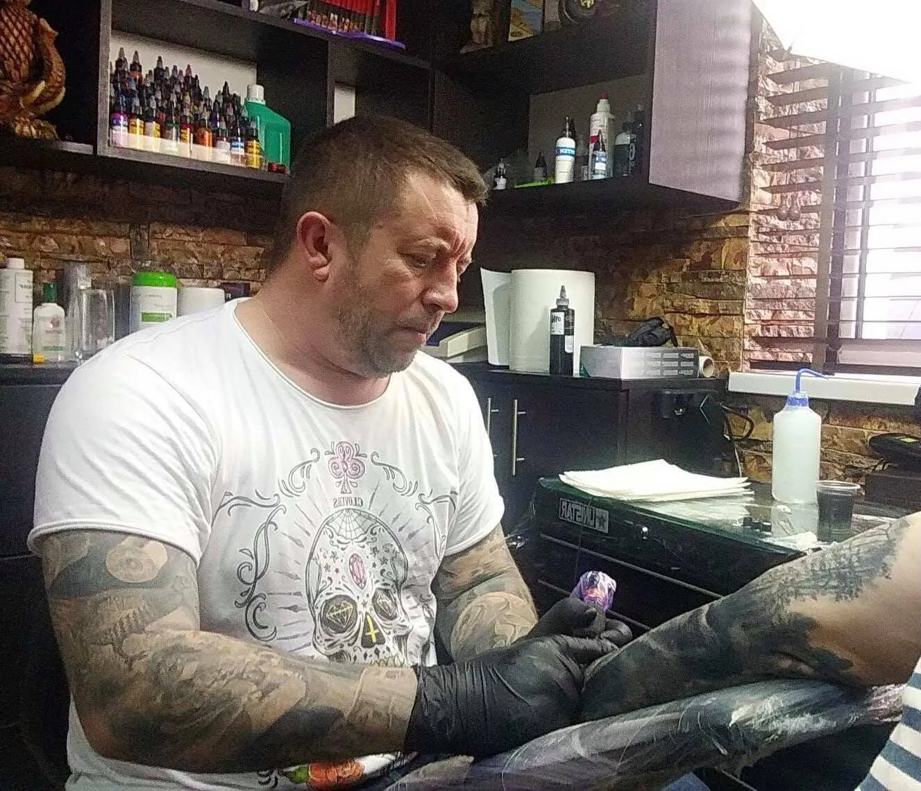 Dinu tattoo Owner & Tattoo artist