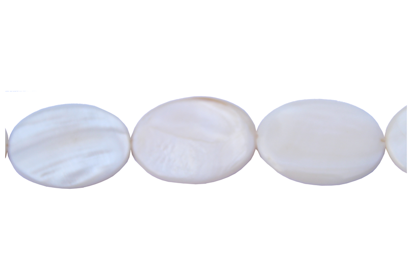 Perle en nacre - ovale - blanc nacre